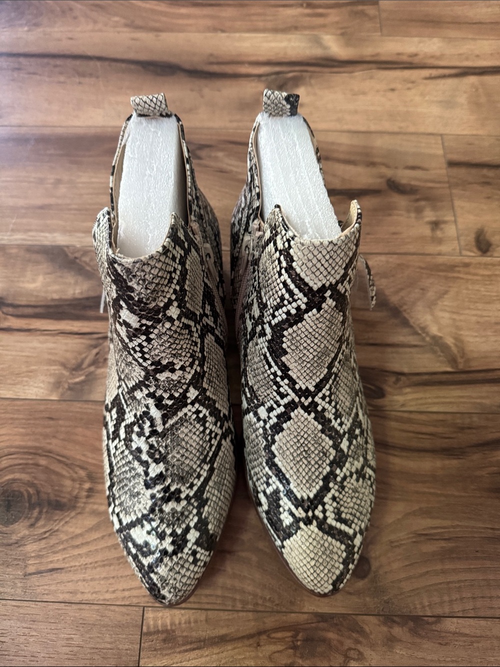 New! MIA Snake Print Pointed Toe Women’s Booties - Beige/Black size 9